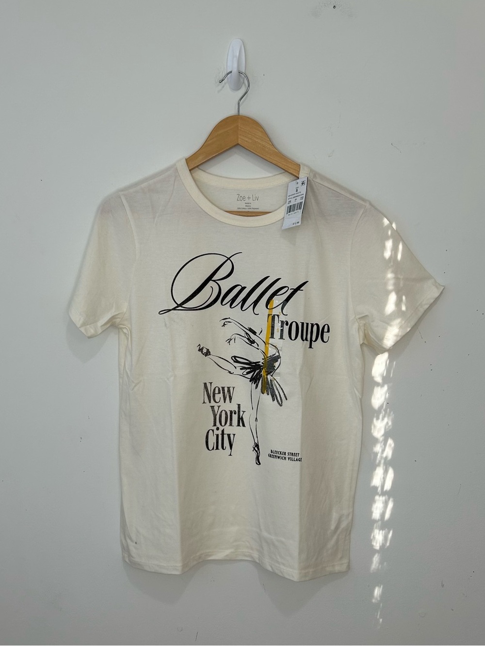 Zoe + Liv Girls Ballet Graphic T-Shirt Size S Short Sleeve Crewneck Ivory